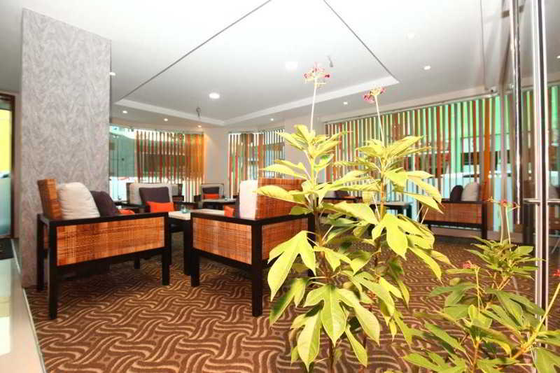 The Beehive Hotel 4*