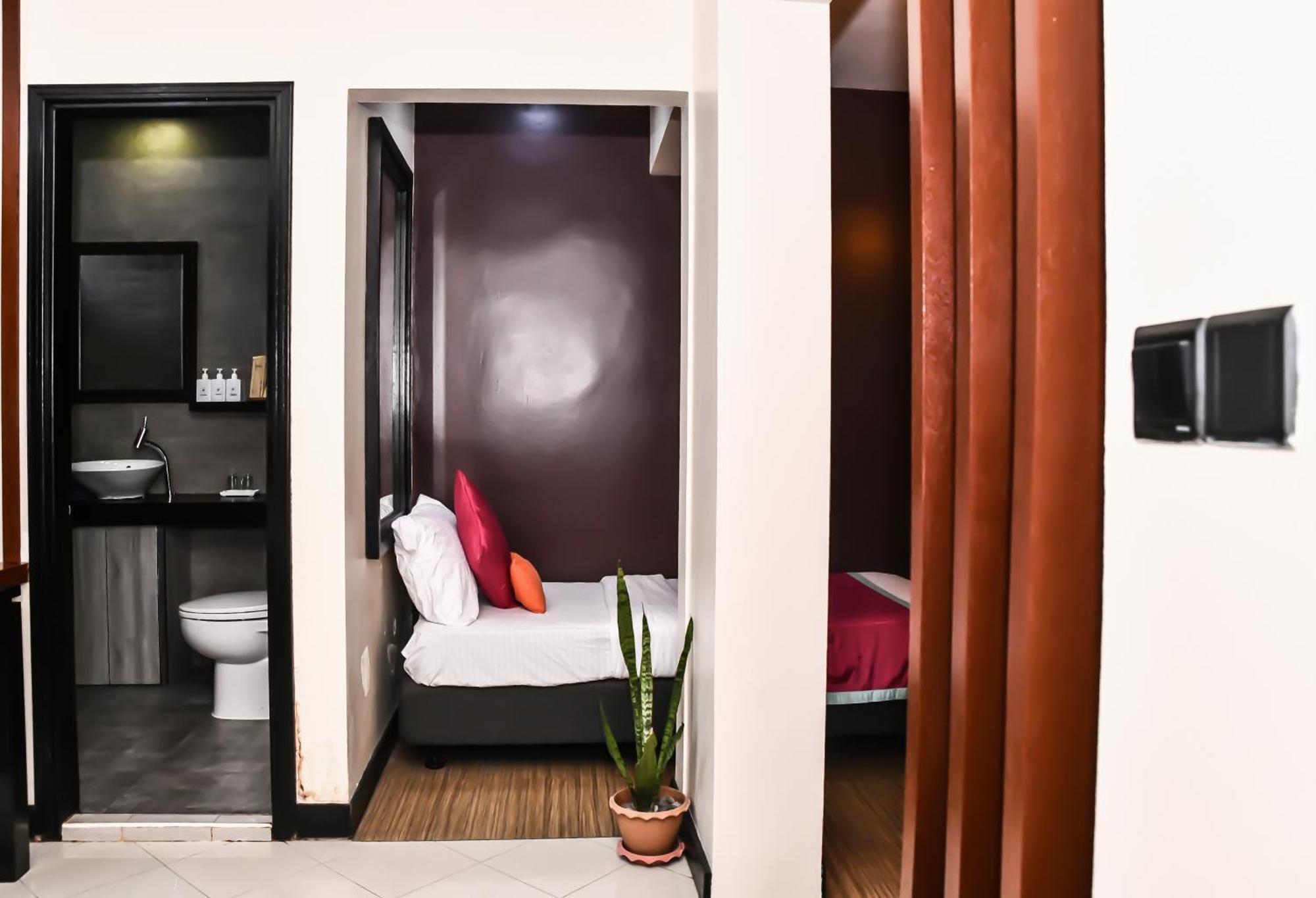 The Beehive Hotel Malé
