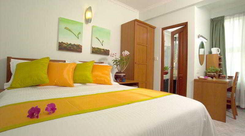 The Beehive Hotel 4*