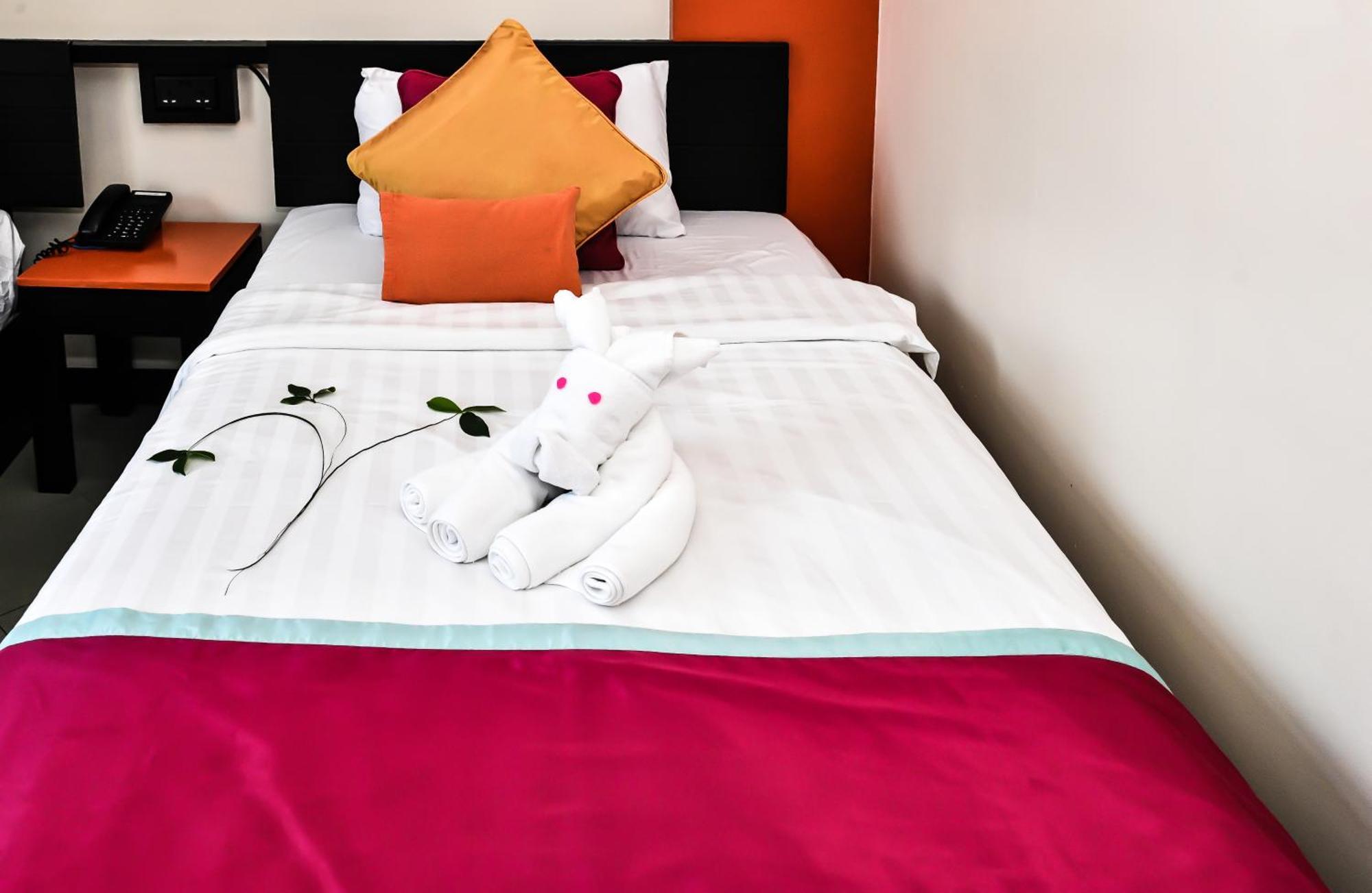 The Beehive Hotel 4*