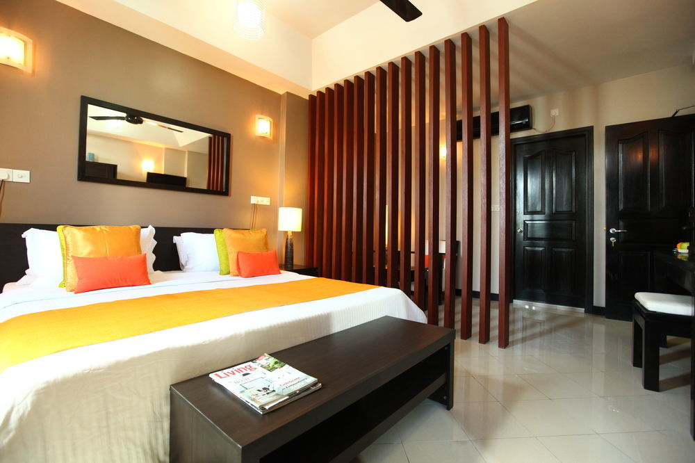 The Beehive Hotel Malé