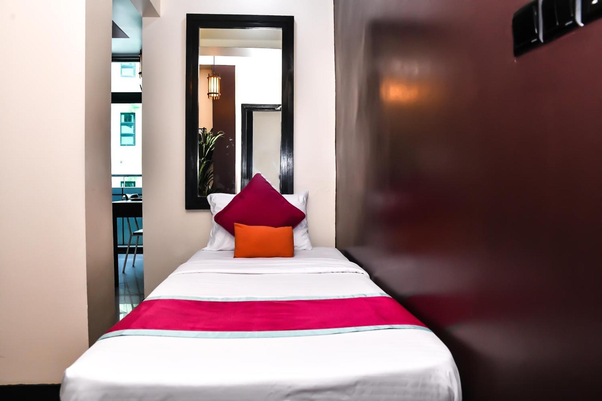 Hotel The Beehive Malé