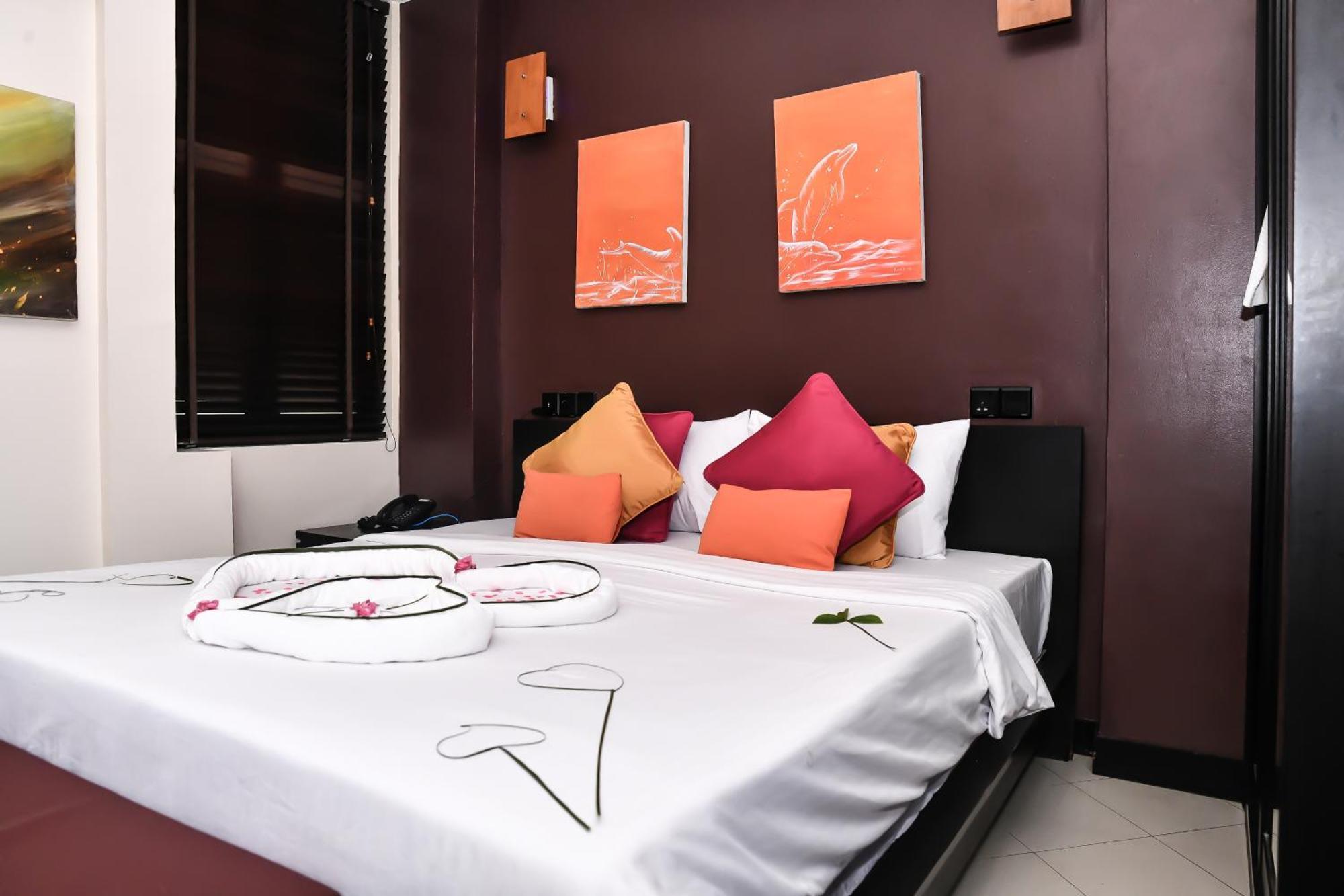 The Beehive Malé